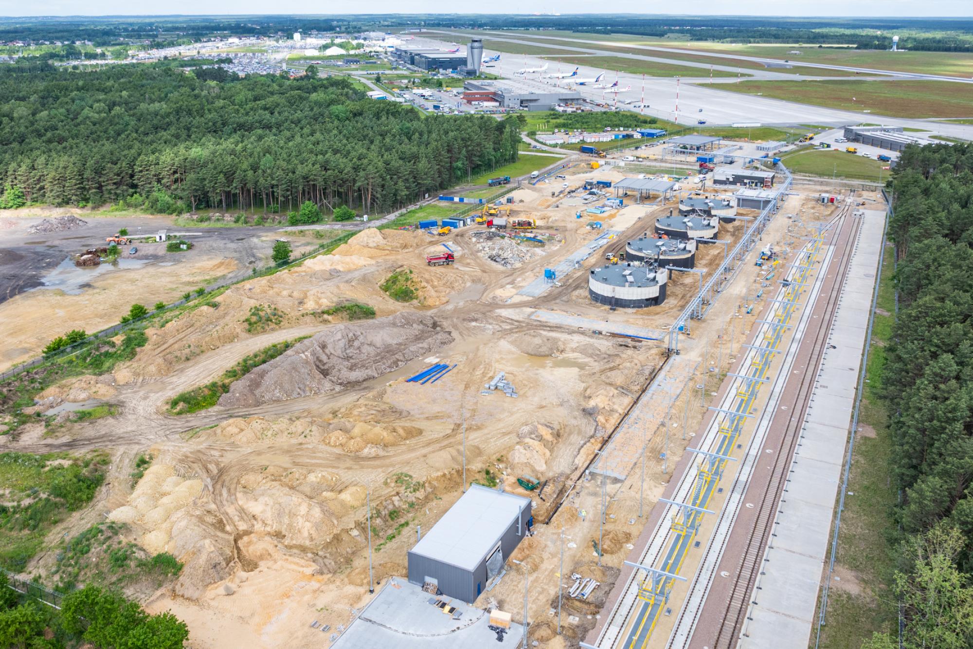 Maj 2026 - budowa węzła multimodalnego do przeładunku towarów i paliw / Program inwestycyjny Katowice Airport 2024–2032