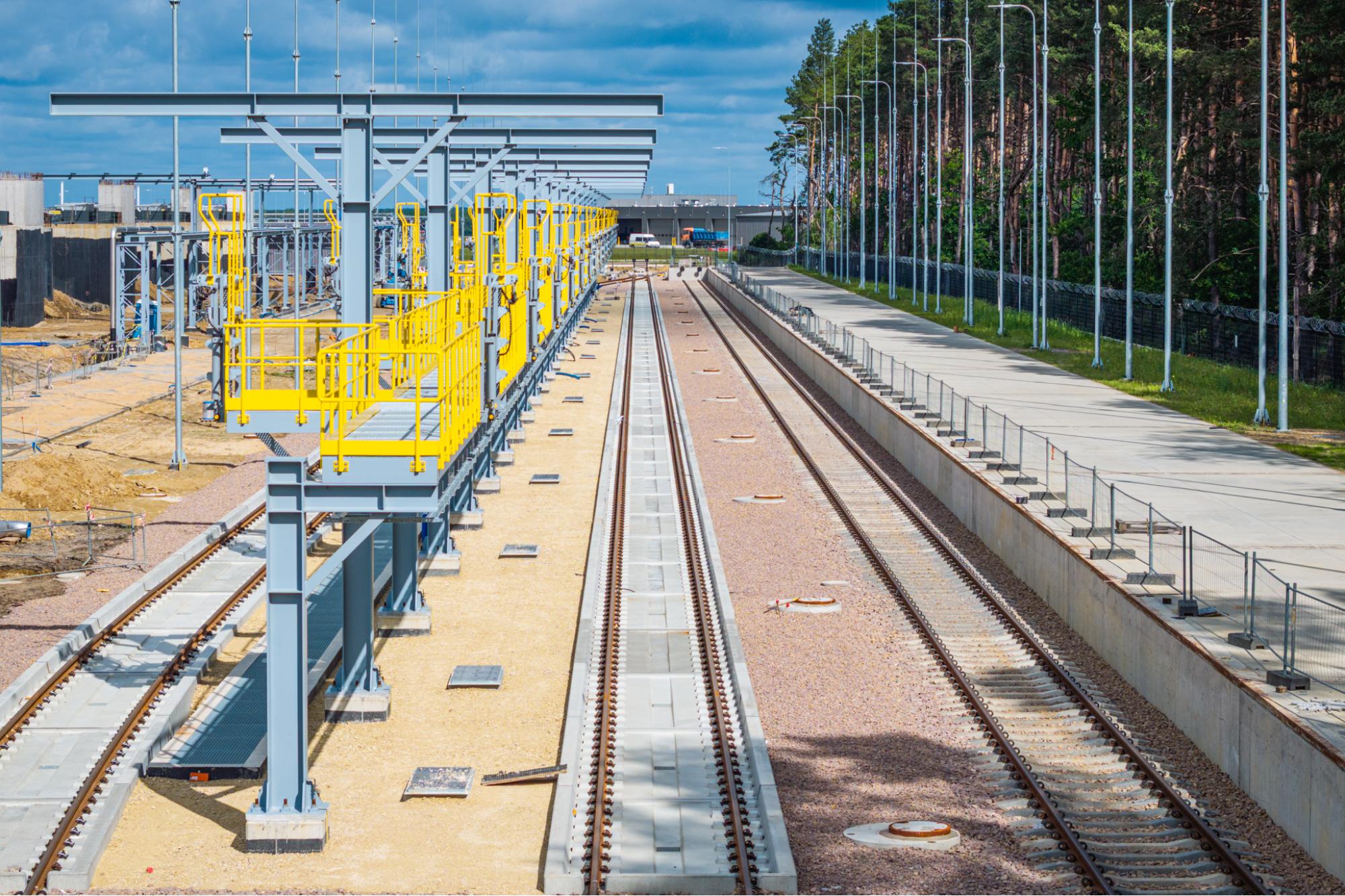 Maj 2026 - budowa parkingu P5 (etap II) / Program inwestycyjny Katowice Airport 2024–2032