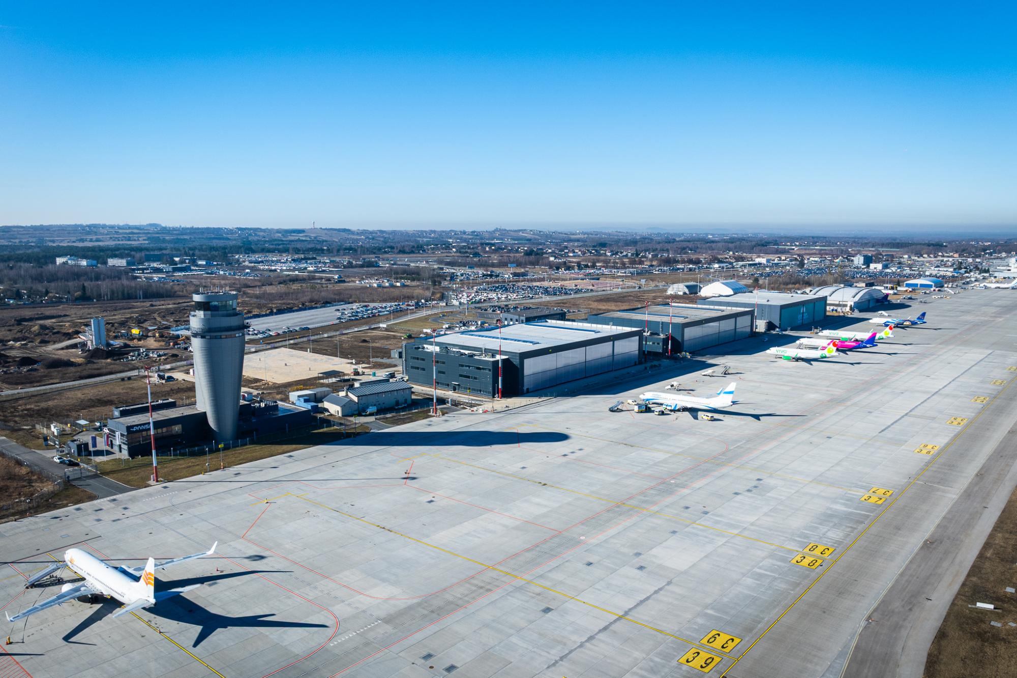 February 2026 - Construction of hangar H4 / Katowice Airport Investment Program 2024–2032