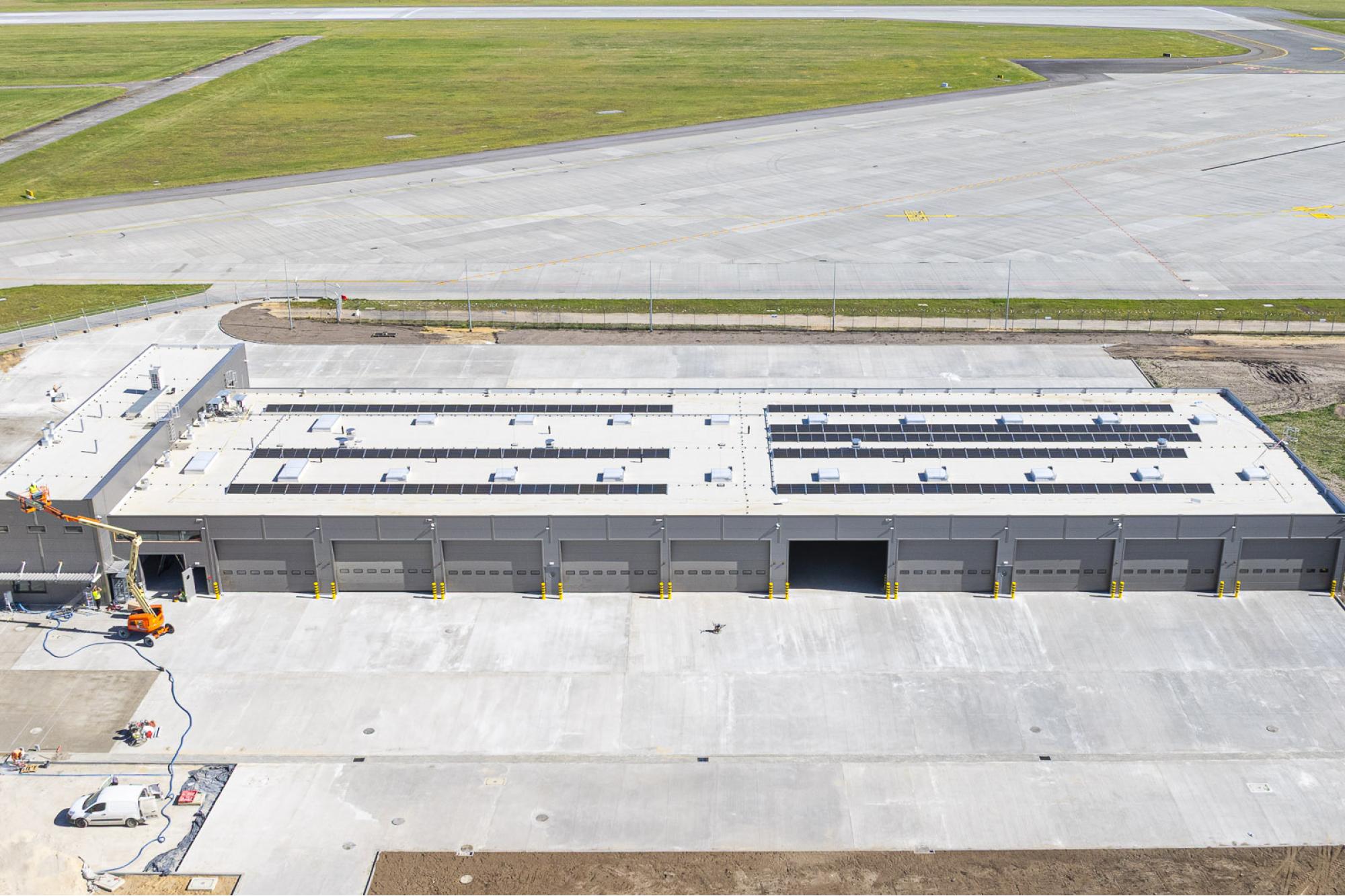 Czerwiec 2025 - Budowa nowej bazy służb utrzymania lotniska / Program inwestycyjny Katowice Airport 2024–2032