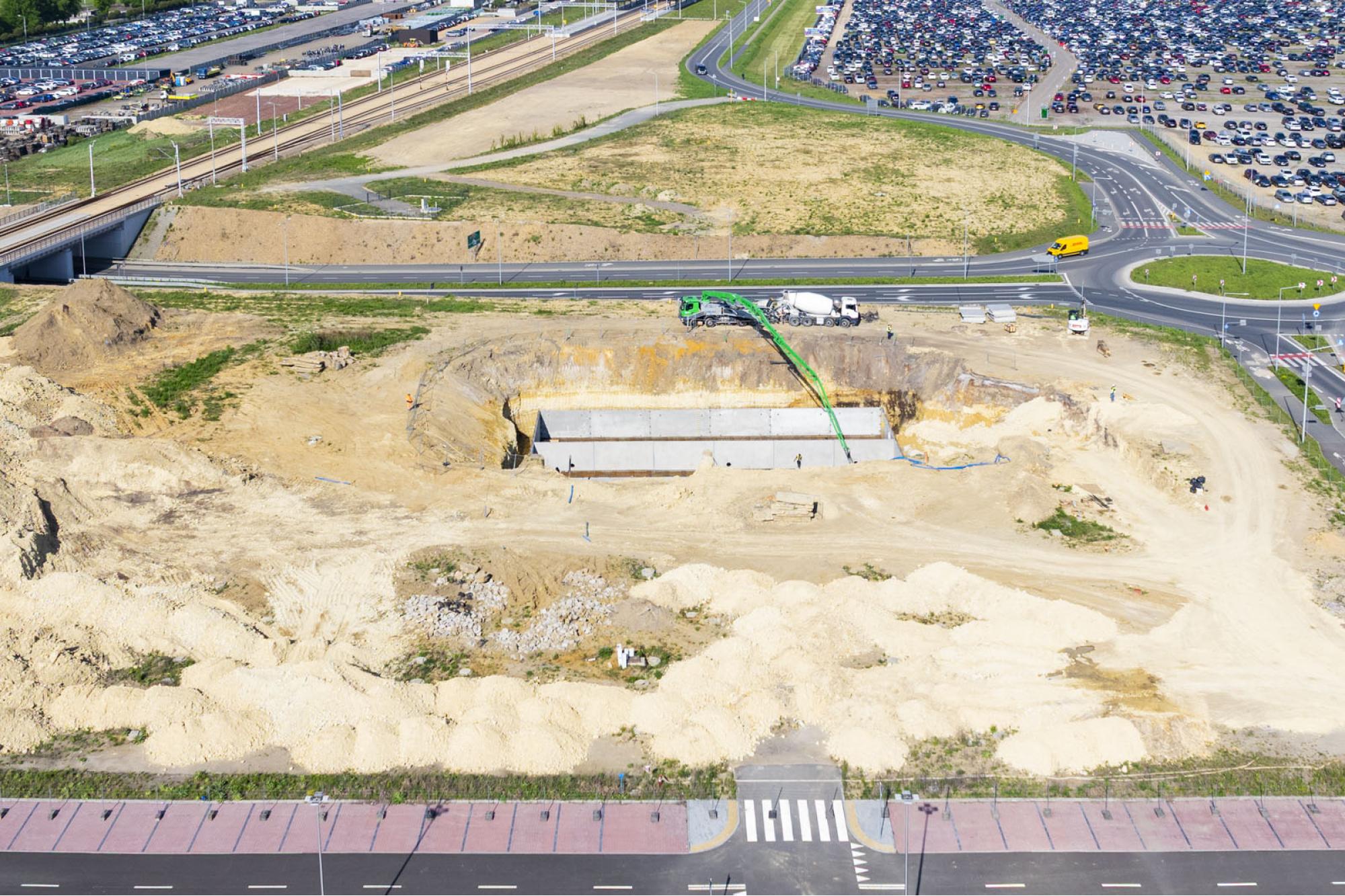 Kwiecień 2025 - Parking P4 (Etap II) / Program inwestycyjny Katowice Airport 2024–2032