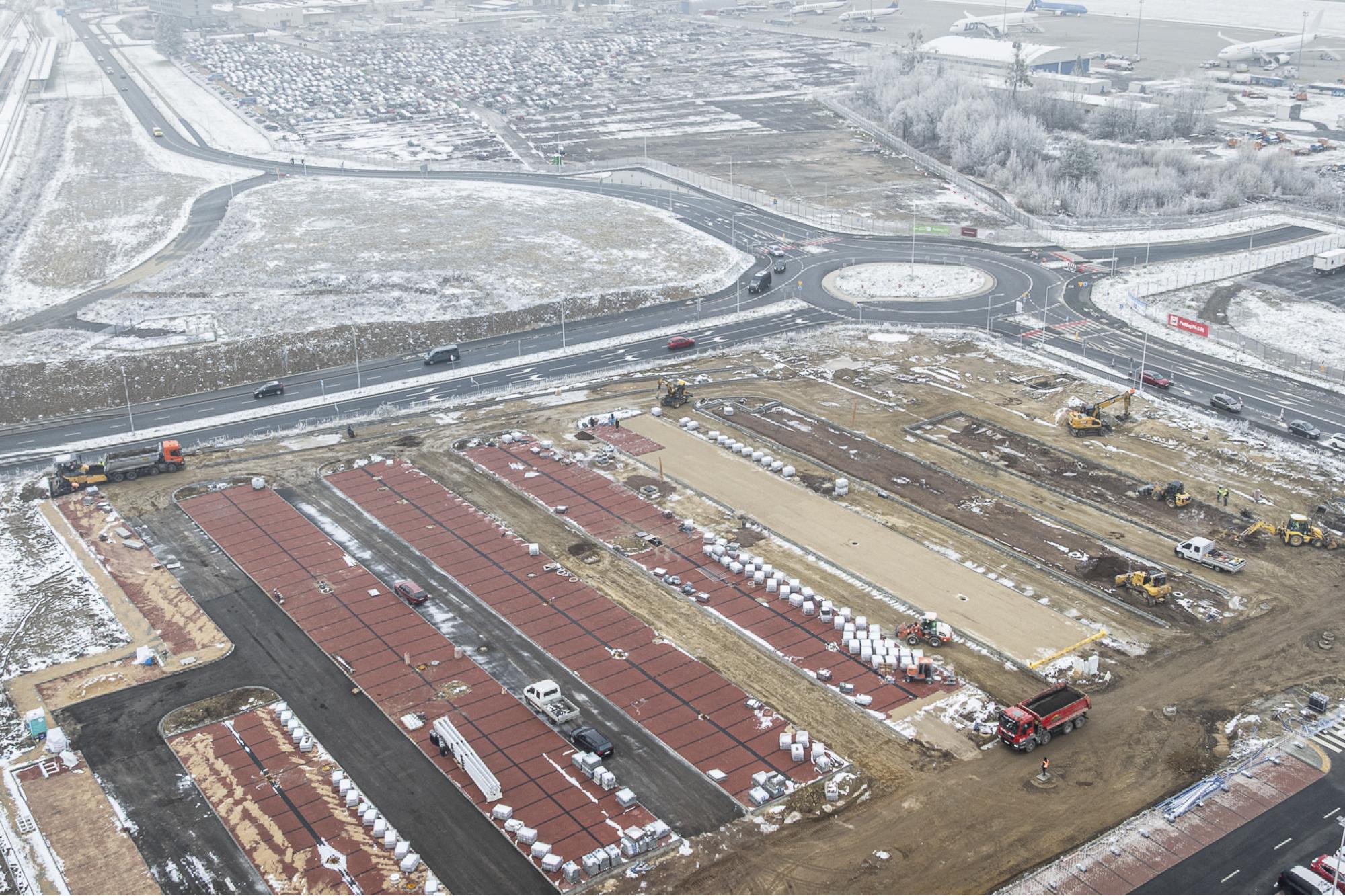 Listopad 2025 - Parking P4 (Etap II) / Program inwestycyjny Katowice Airport 2024–2032